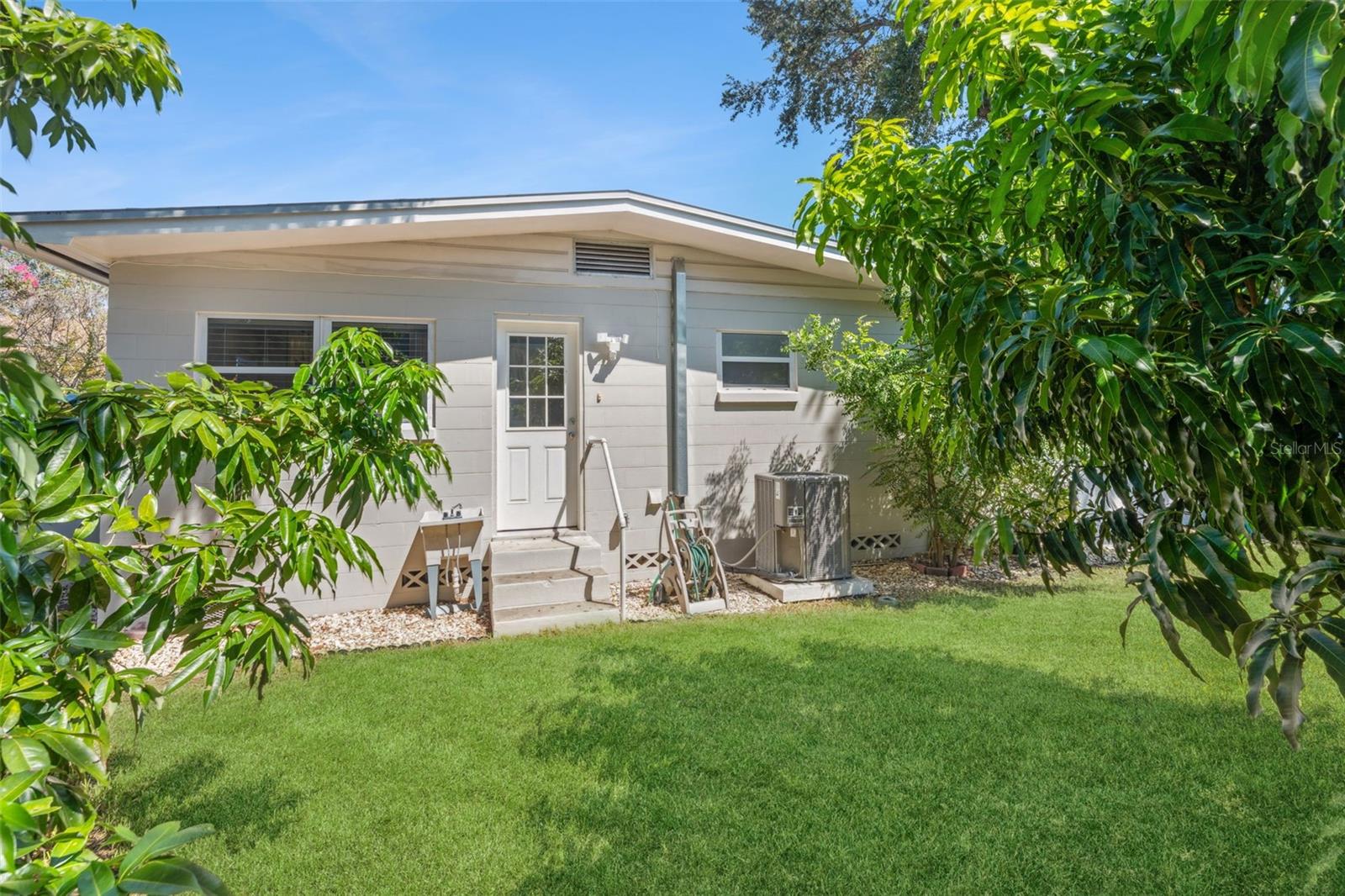 1500 PINECREST PL, ORLANDO, FL, 32803