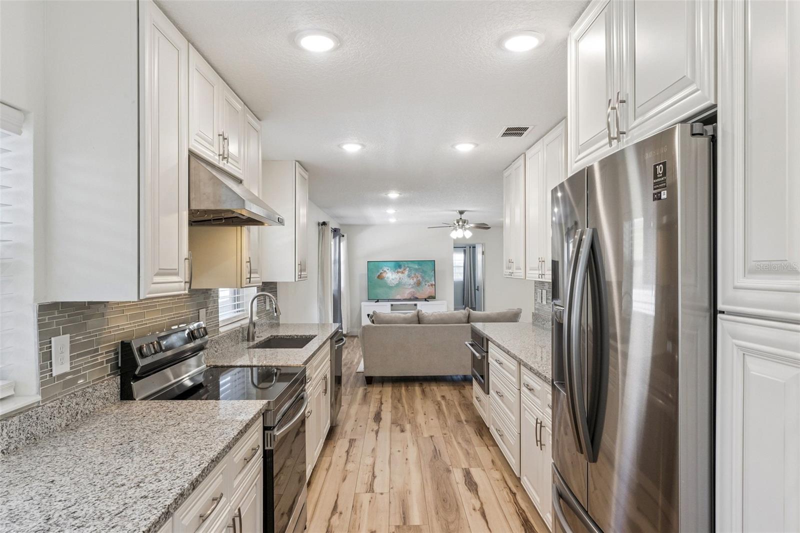 1500 PINECREST PL, ORLANDO, FL, 32803