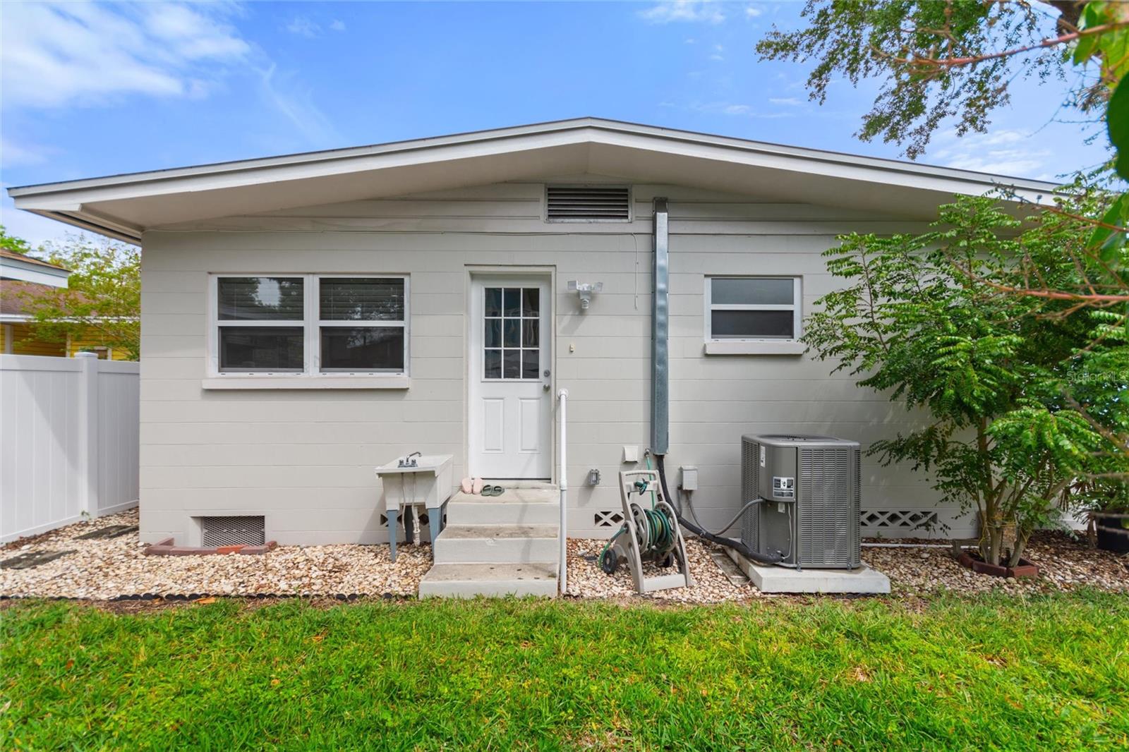 1500 PINECREST PL, ORLANDO, FL, 32803