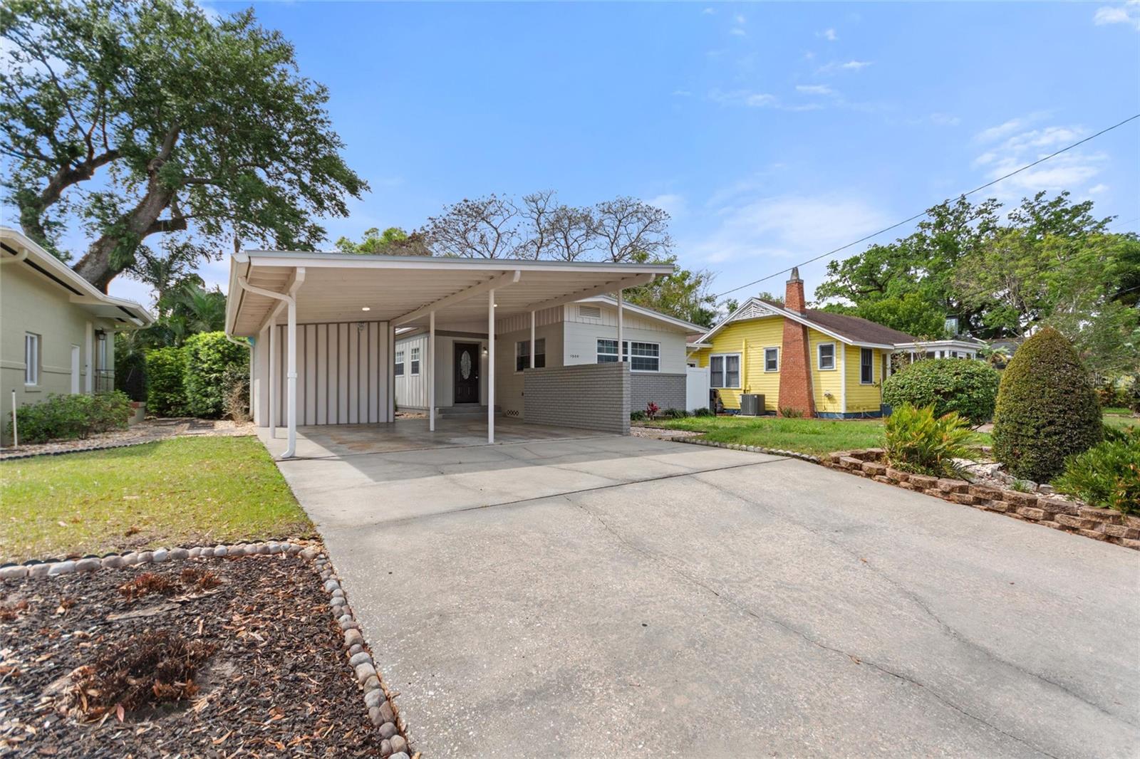 1500 PINECREST PL, ORLANDO, FL, 32803
