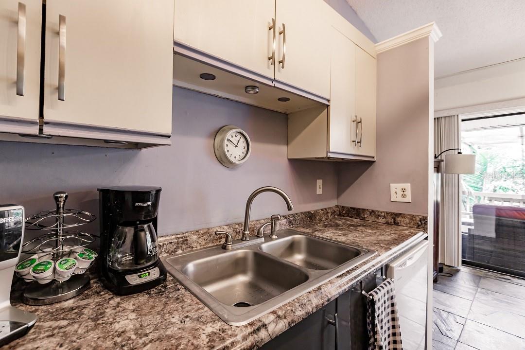 323 BOBBY JONES RD #323, SARASOTA, FL, 34232