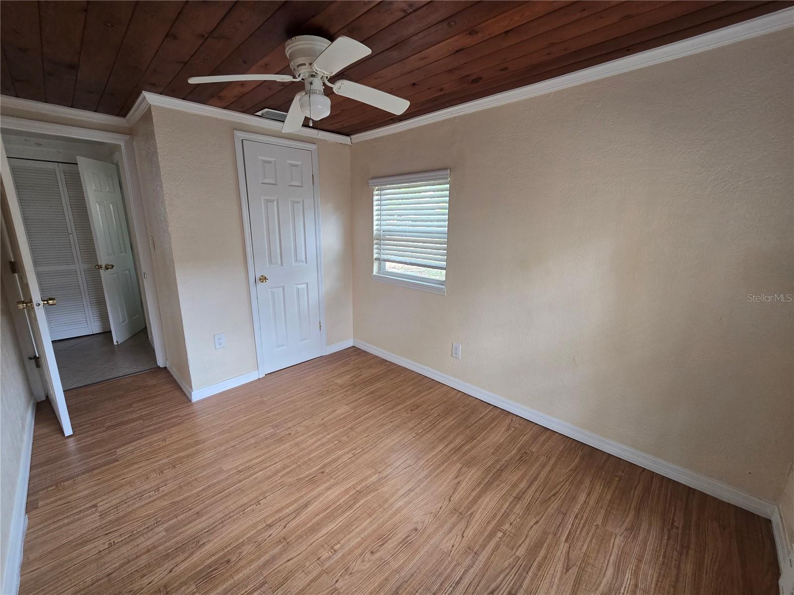 1910 E PARIS ST, TAMPA, FL, 33610