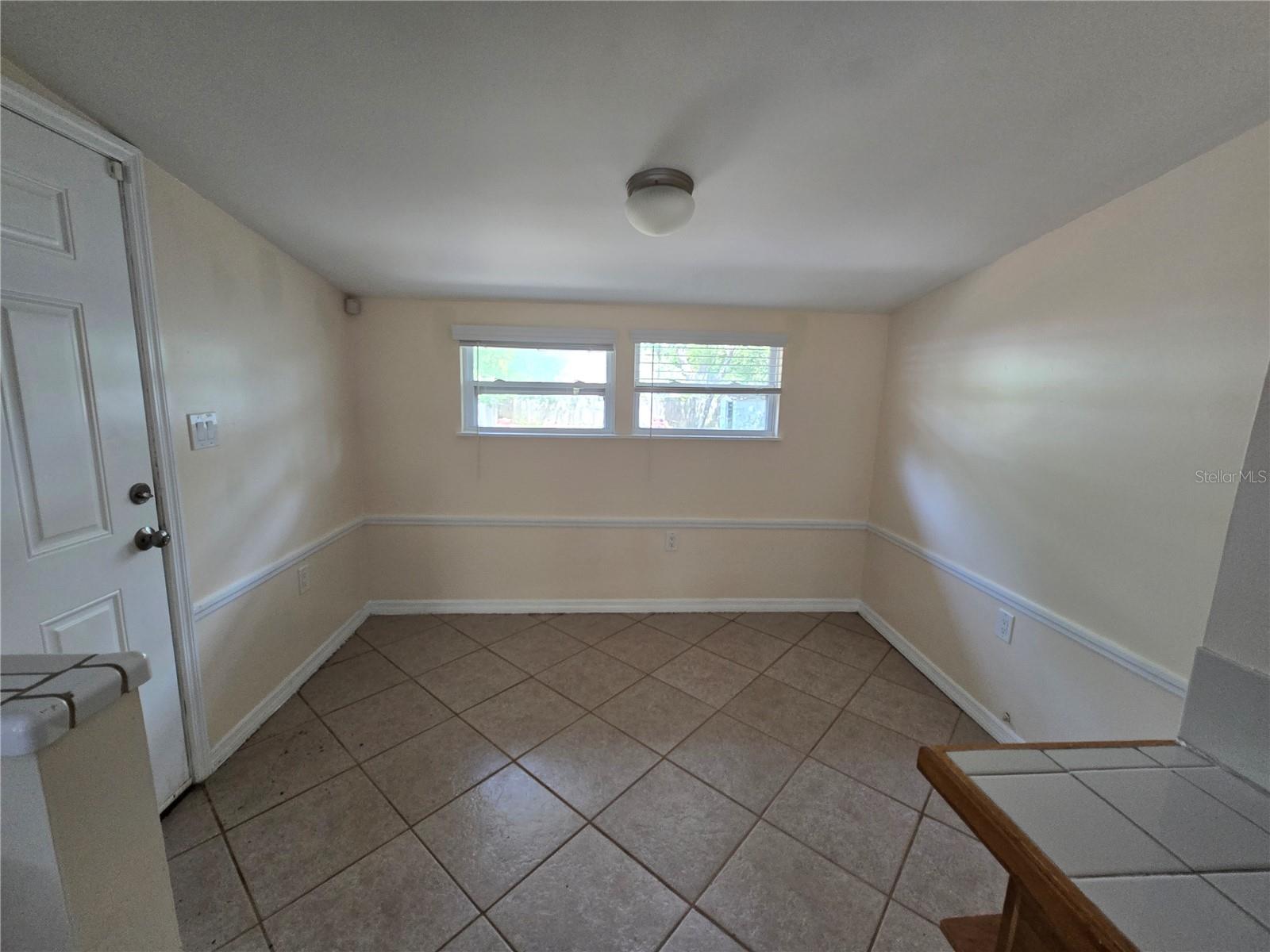 1910 E PARIS ST, TAMPA, FL, 33610