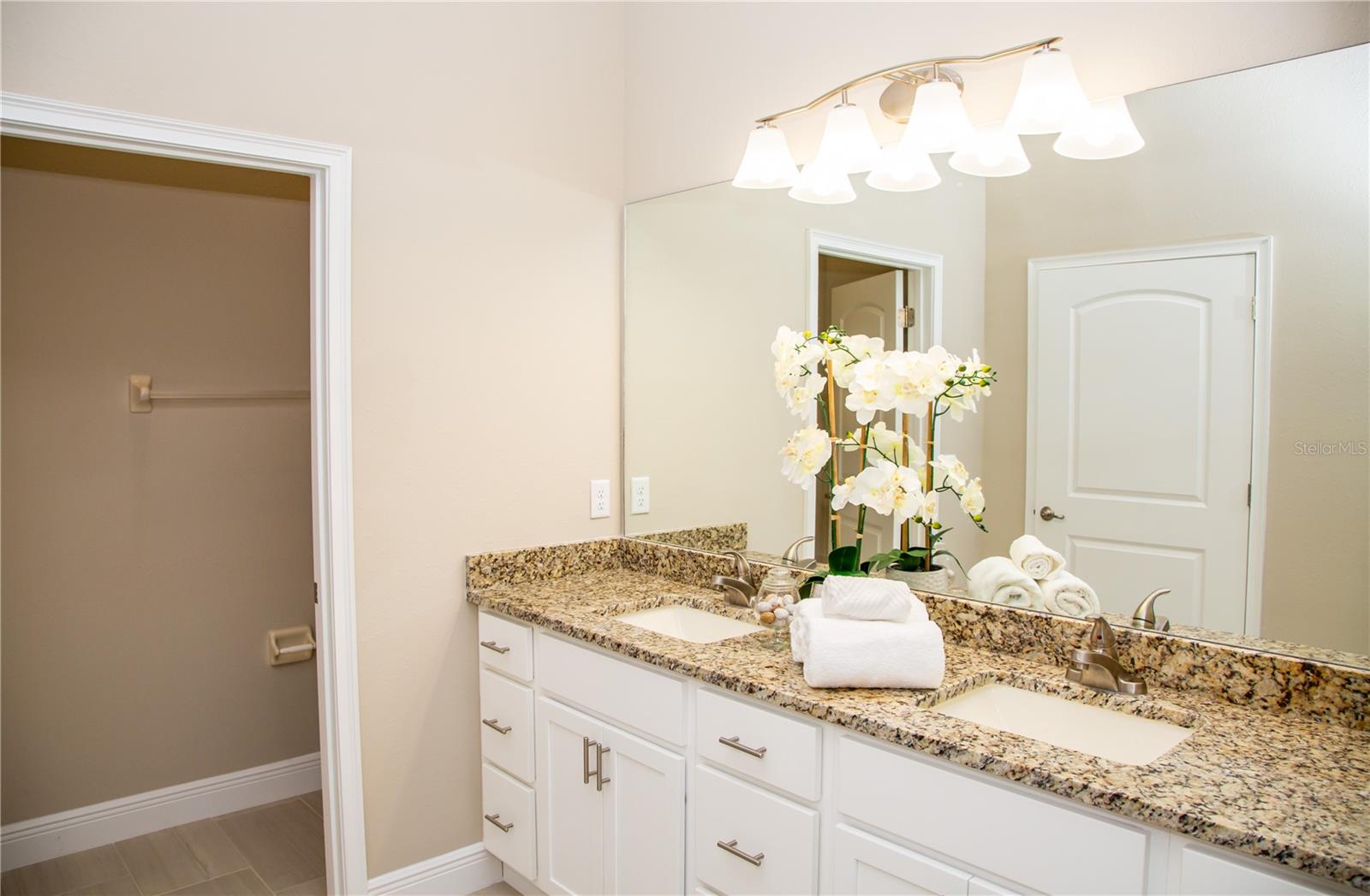 106 OCEANS CIR, DAYTONA BEACH, FL, 32118