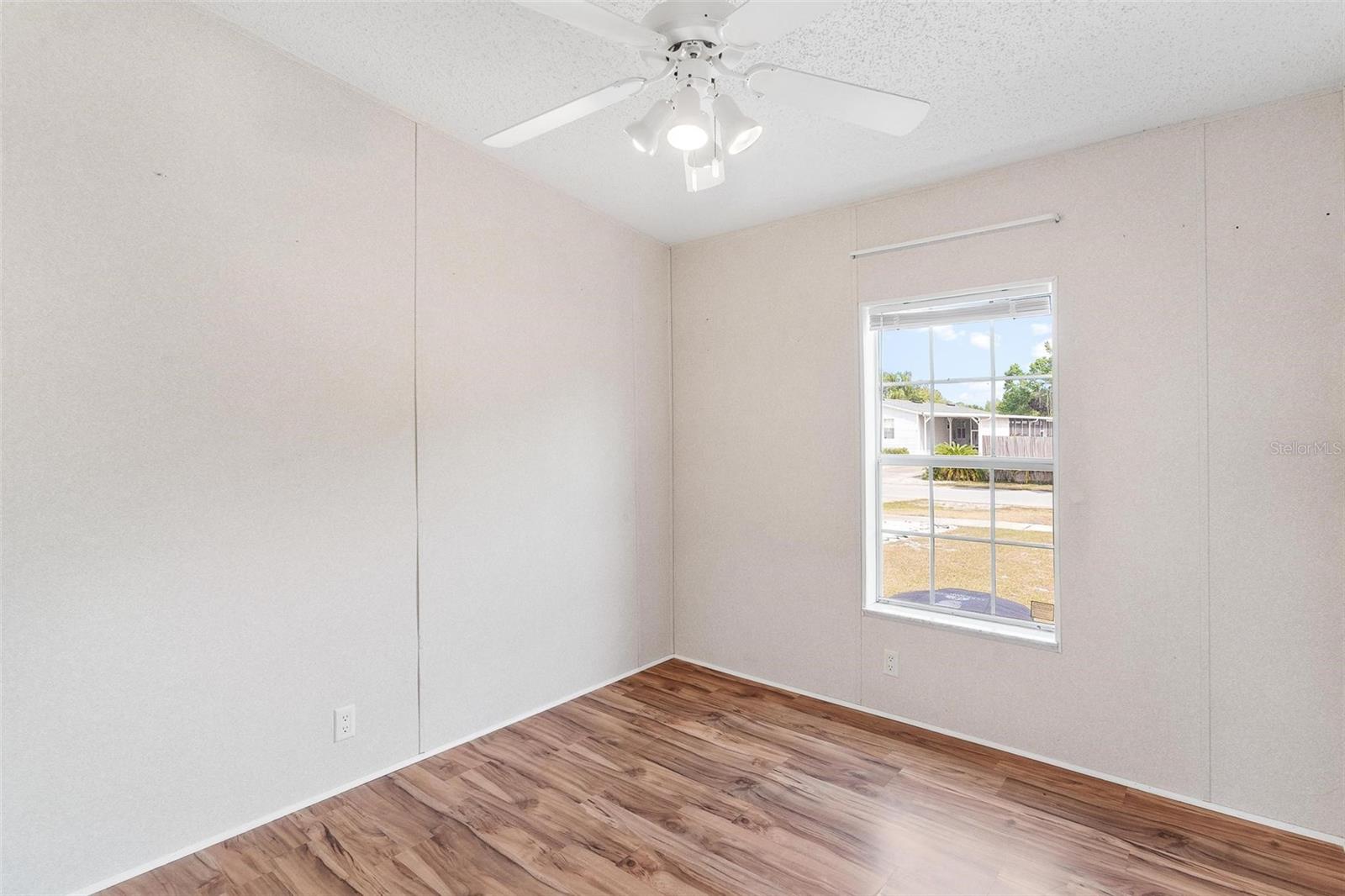 35108 FOREST LAKE RD, LEESBURG, FL, 34788