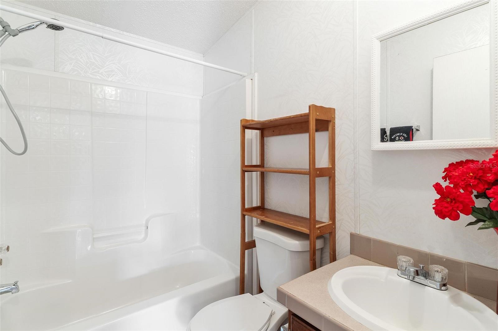 35108 FOREST LAKE RD, LEESBURG, FL, 34788