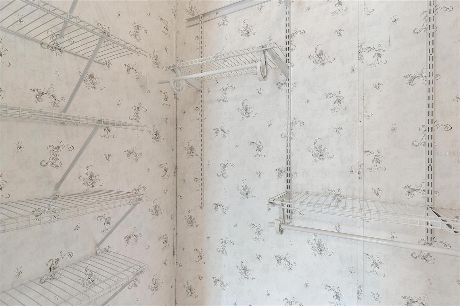 35108 FOREST LAKE RD, LEESBURG, FL, 34788