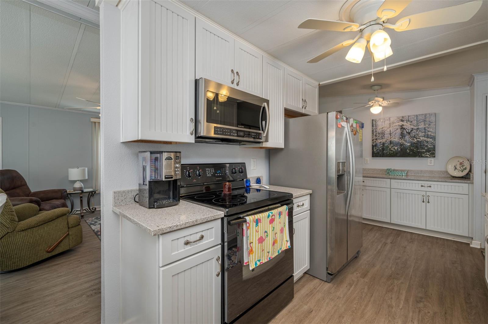 8488 BREEZE HILL DR, LAKE WALES, FL, 33898