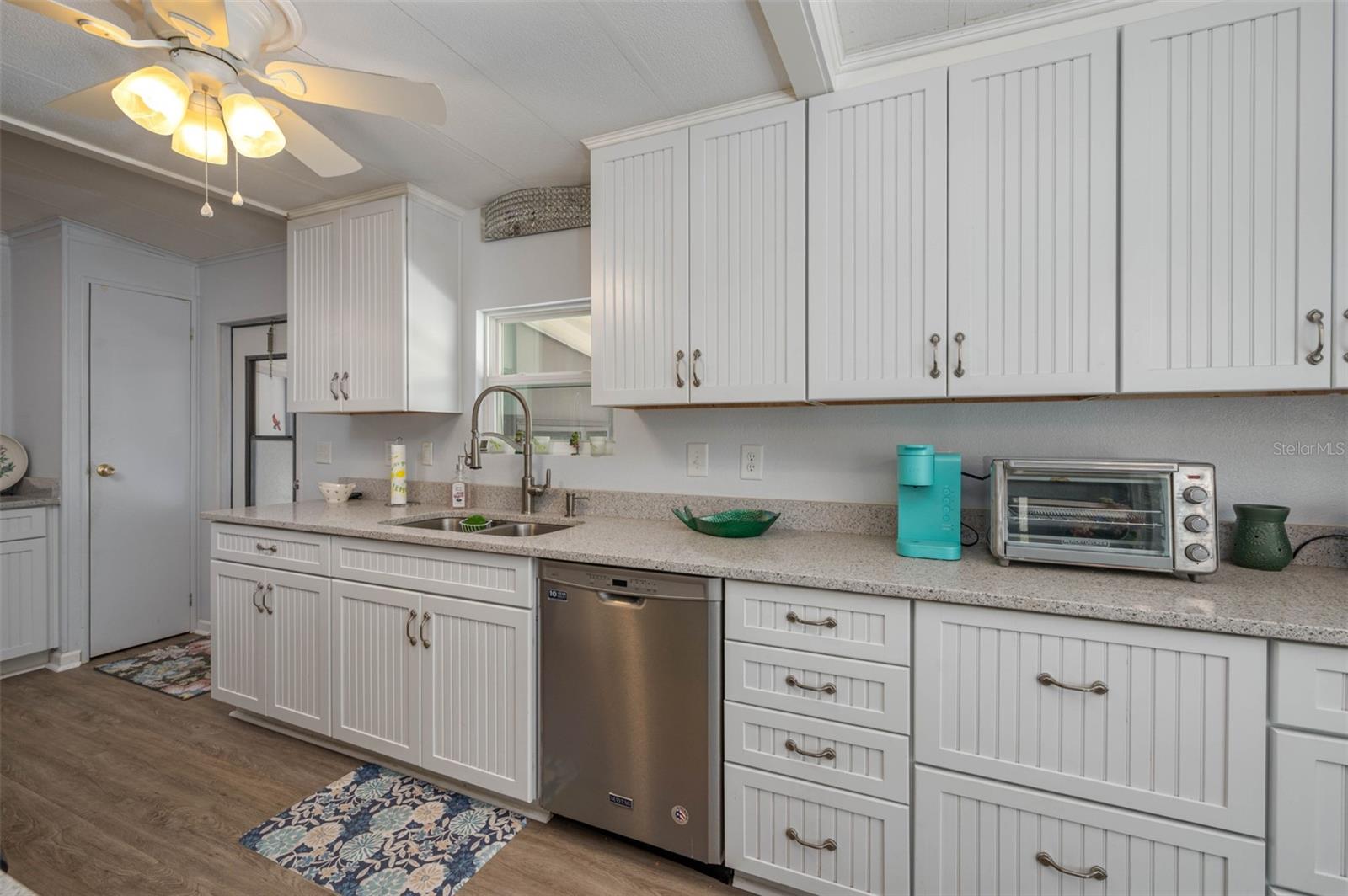 8488 BREEZE HILL DR, LAKE WALES, FL, 33898