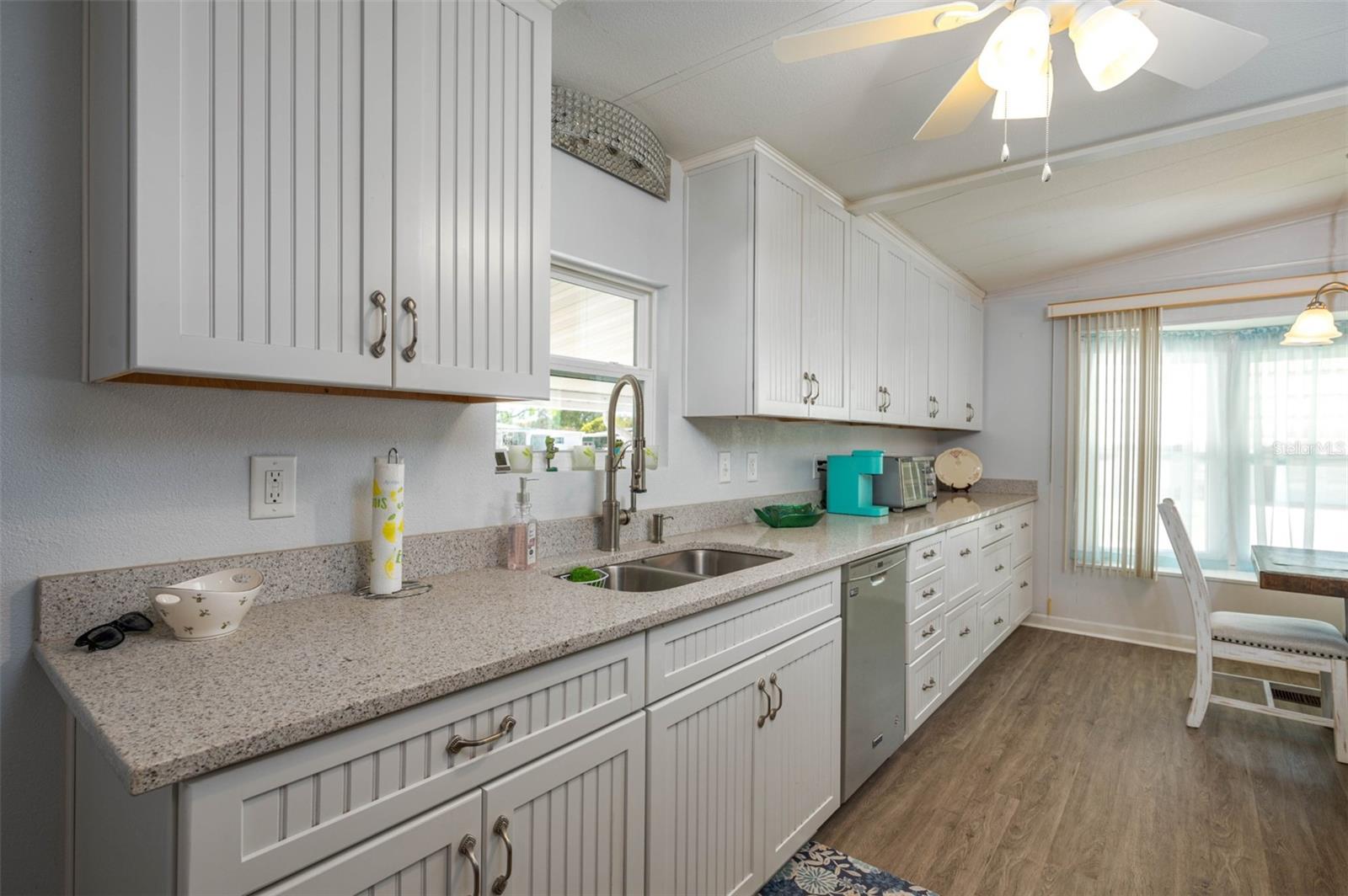 8488 BREEZE HILL DR, LAKE WALES, FL, 33898