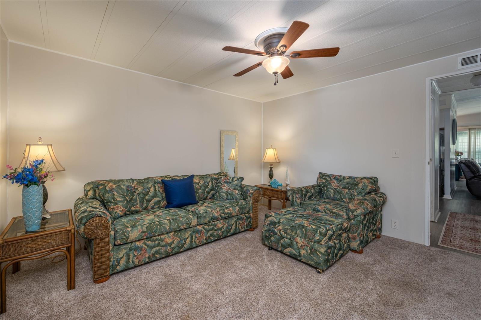 8488 BREEZE HILL DR, LAKE WALES, FL, 33898