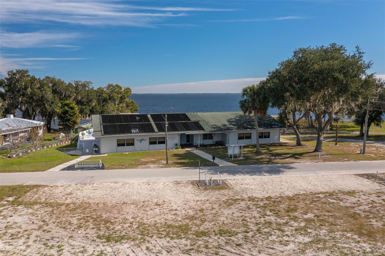 8488 BREEZE HILL DR, LAKE WALES, FL, 33898