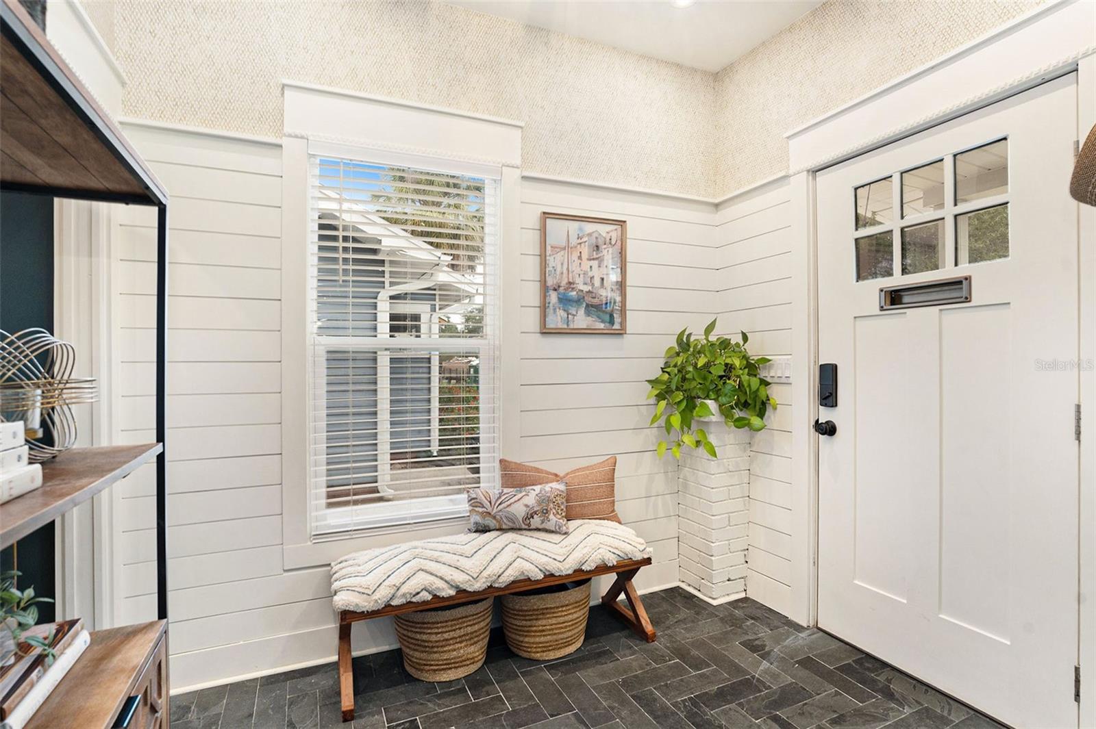 2910 W AQUILLA ST, TAMPA, FL, 33629