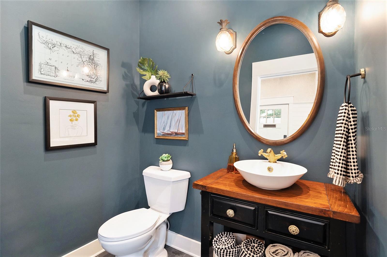 2910 W AQUILLA ST, TAMPA, FL, 33629