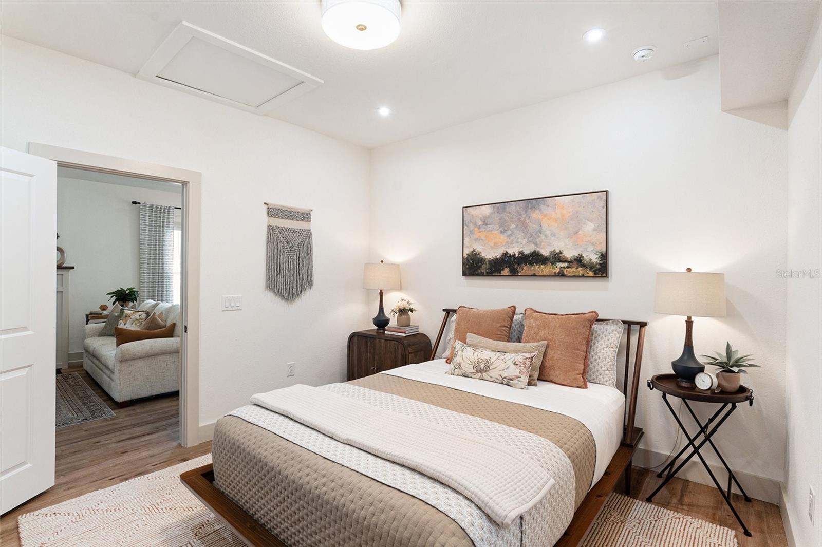 2910 W AQUILLA ST, TAMPA, FL, 33629