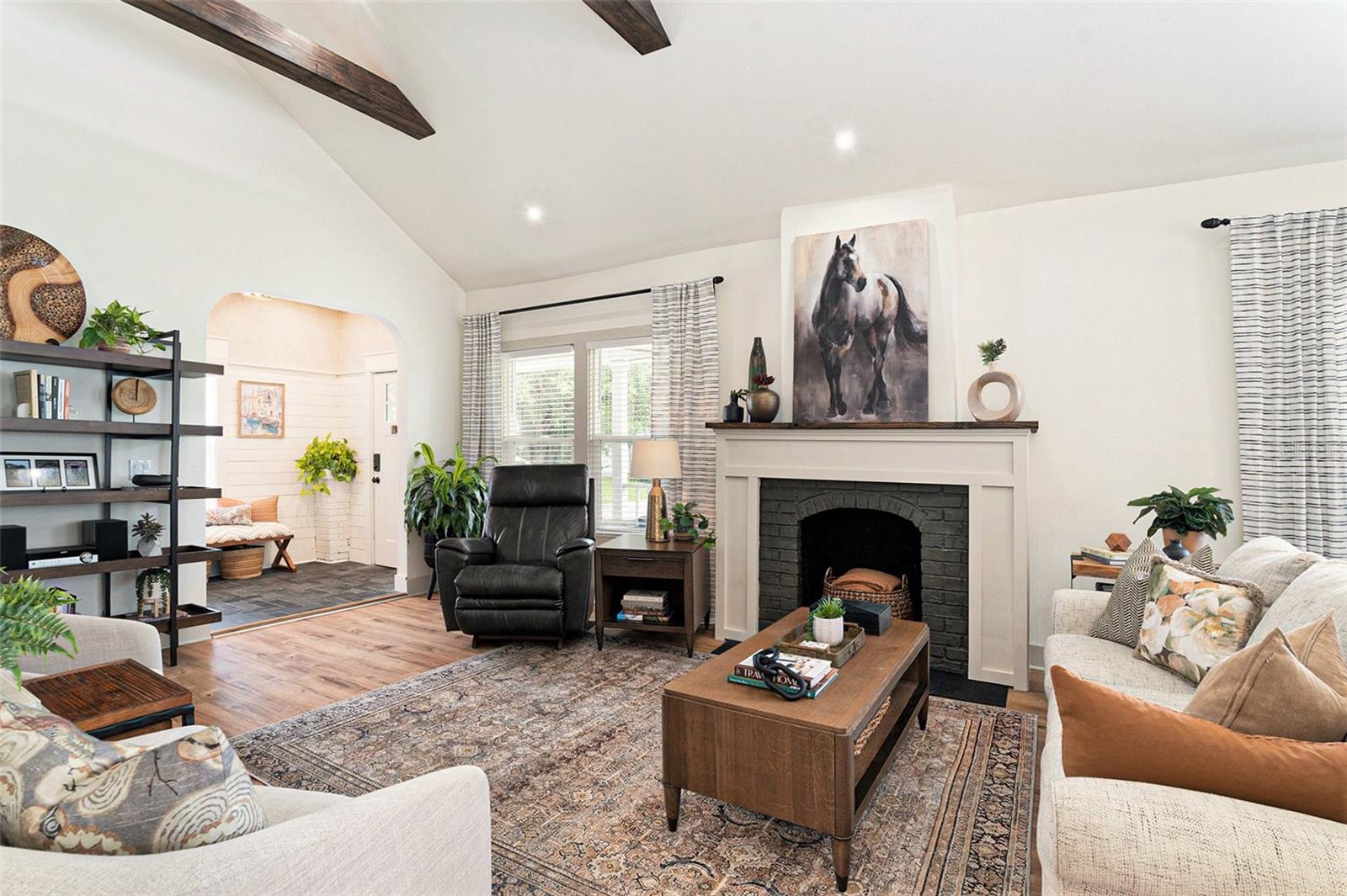 2910 W AQUILLA ST, TAMPA, FL, 33629