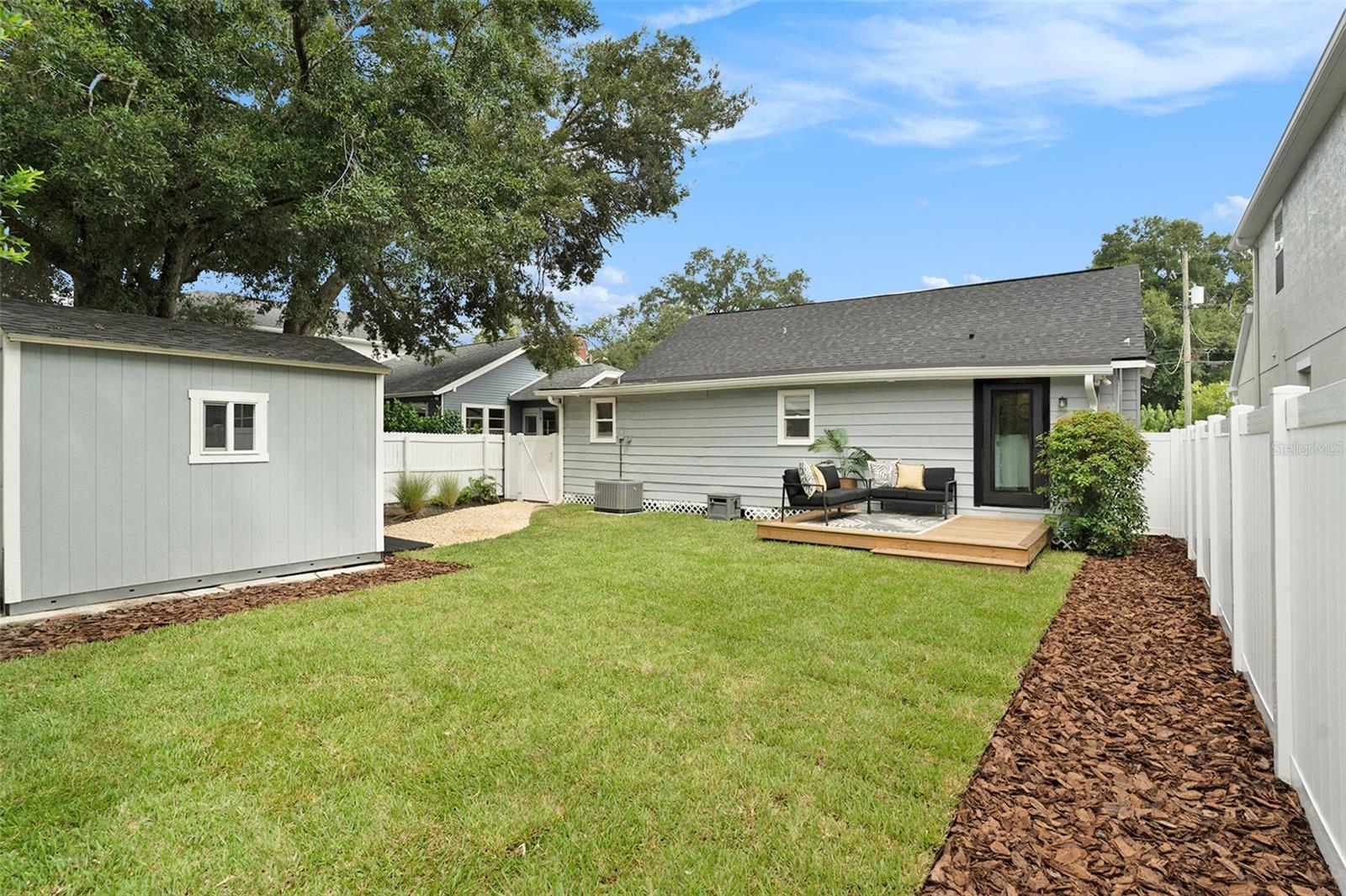 2910 W AQUILLA ST, TAMPA, FL, 33629