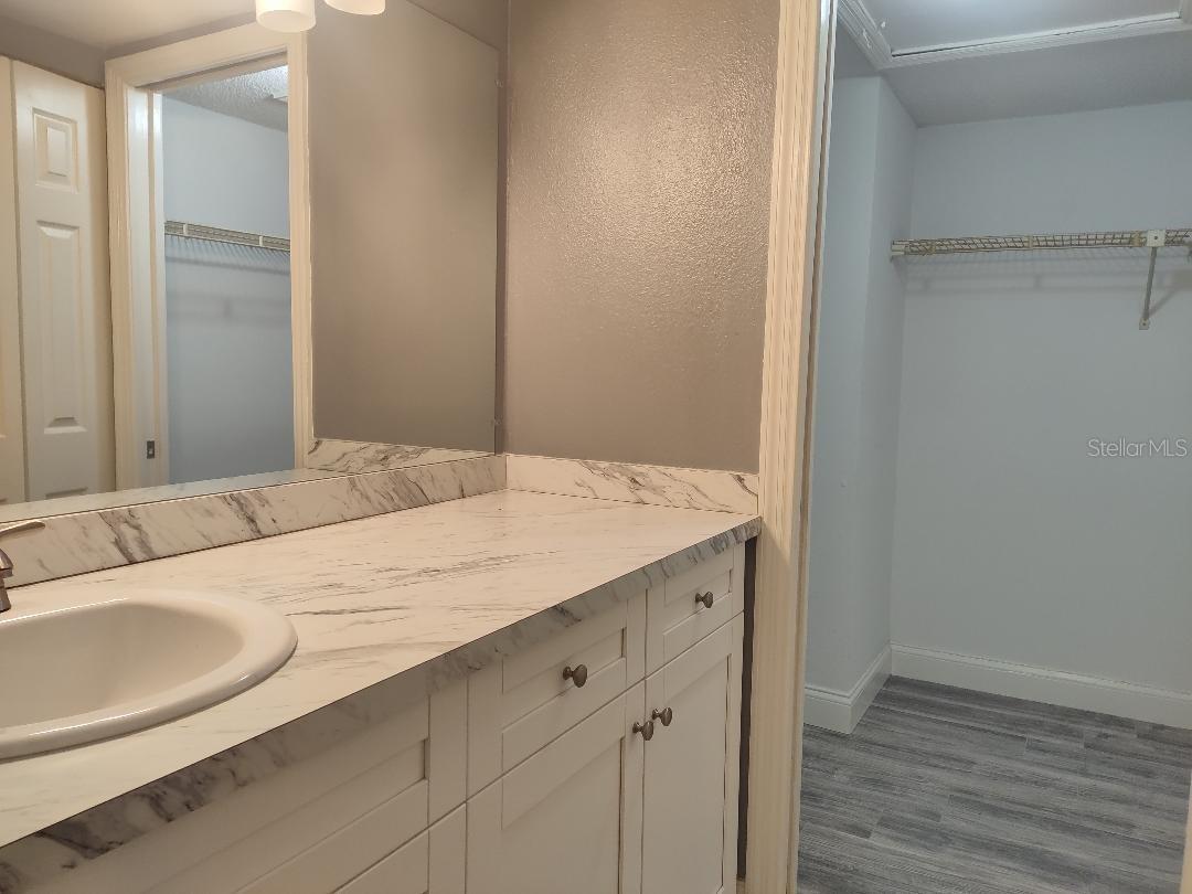 6334 92 PL #2401, PINELLAS PARK, FL, 33782