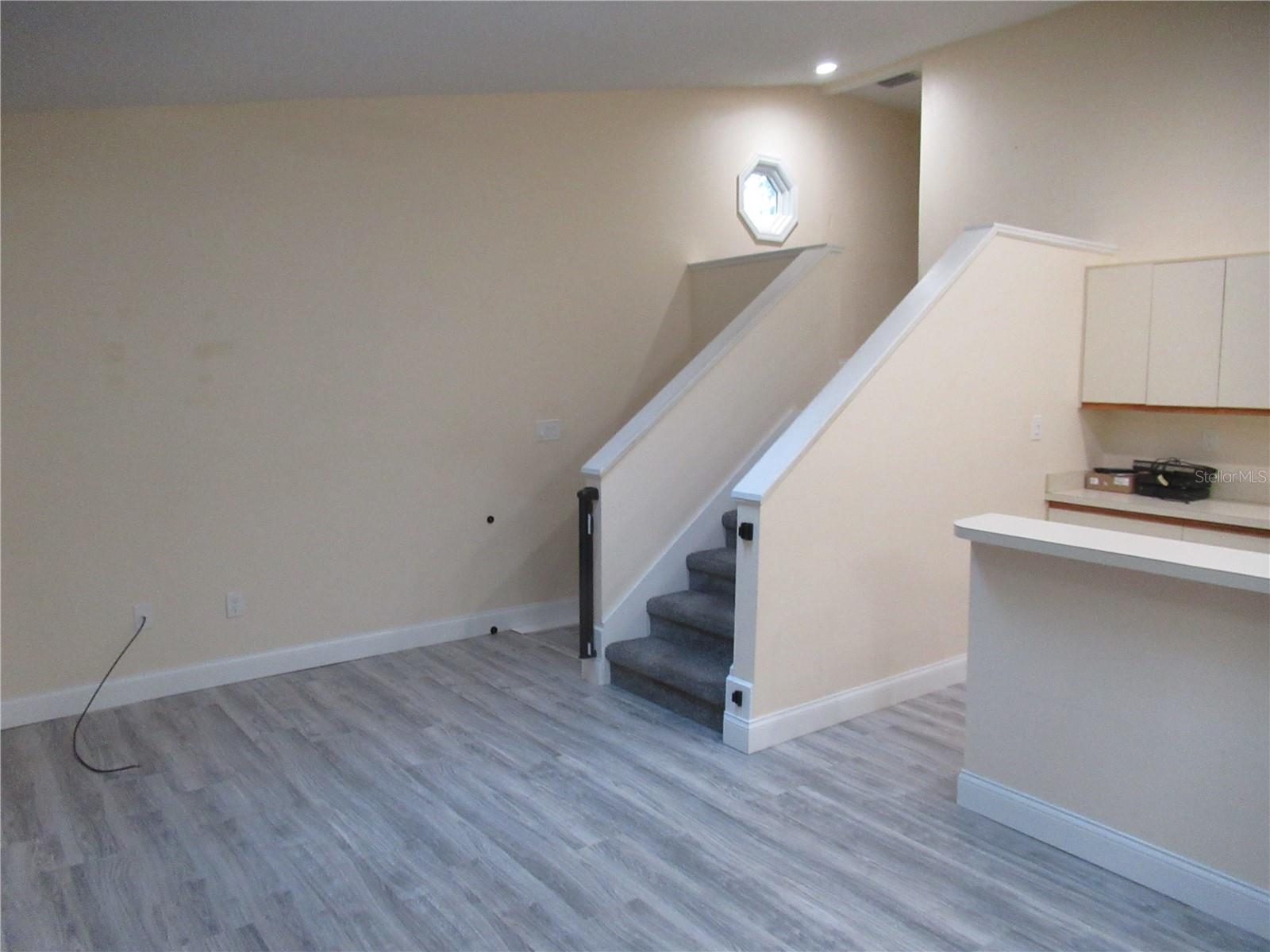 6334 92 PL #2401, PINELLAS PARK, FL, 33782