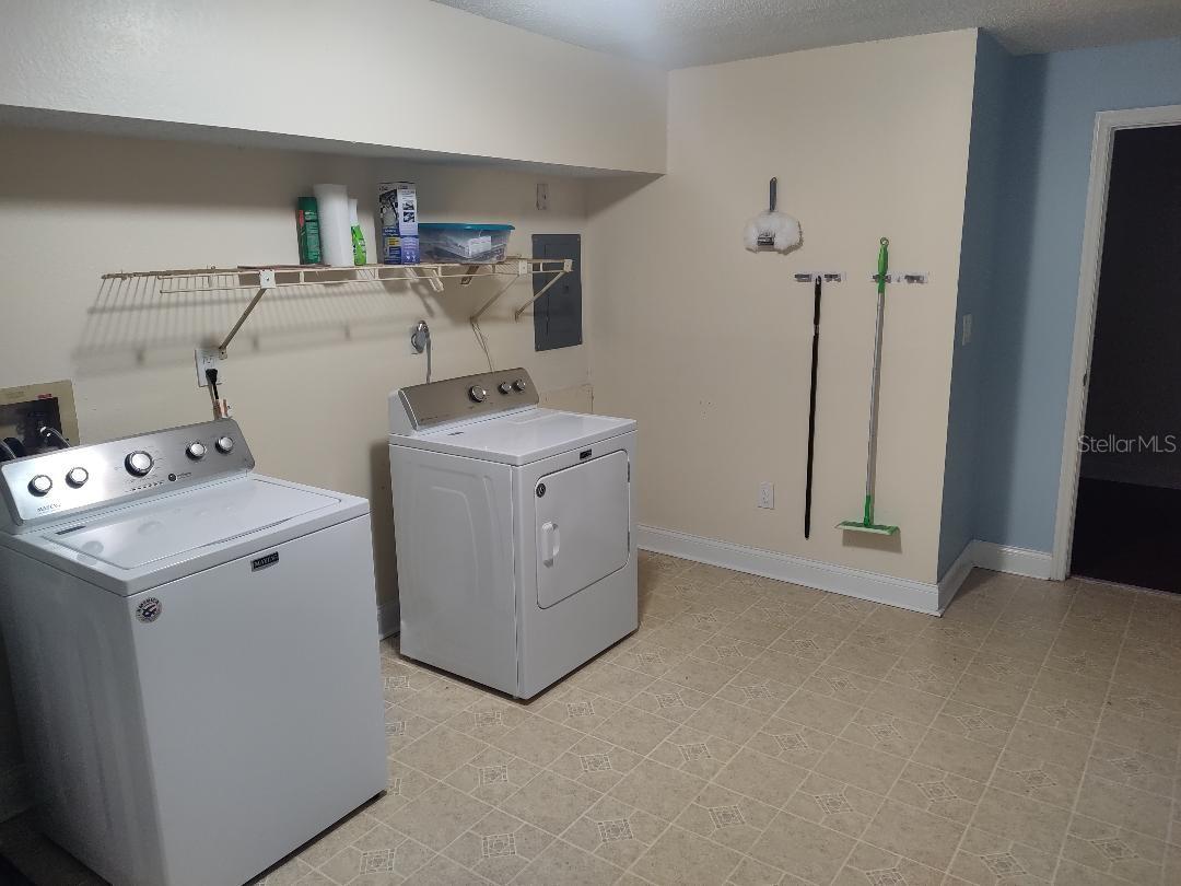 6334 92 PL #2401, PINELLAS PARK, FL, 33782