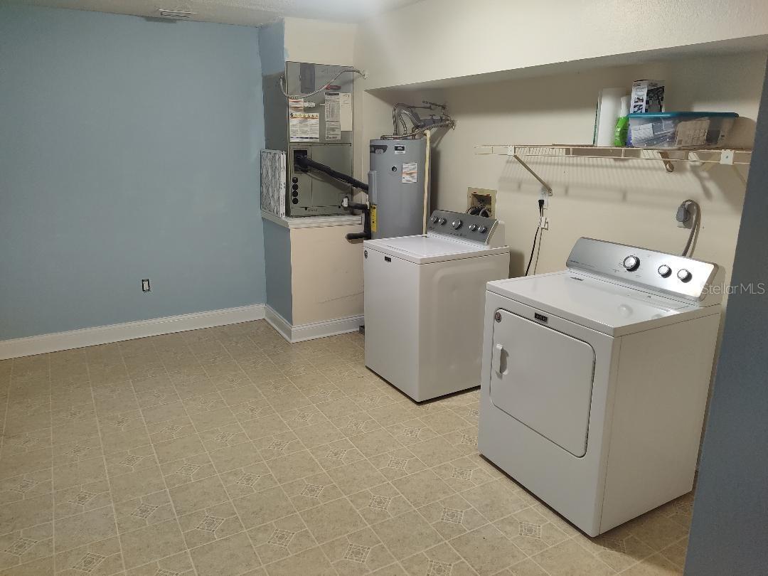 6334 92 PL #2401, PINELLAS PARK, FL, 33782