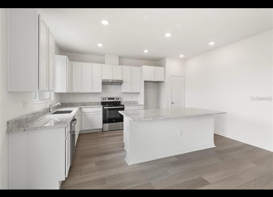 635 OVERPOOL AVE, DAVENPORT, FL, 33896