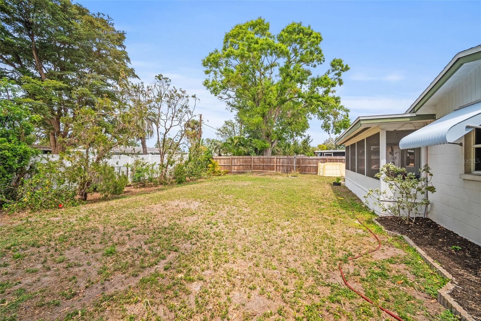 2620 WHITE SANDS DR, SARASOTA, FL, 34231