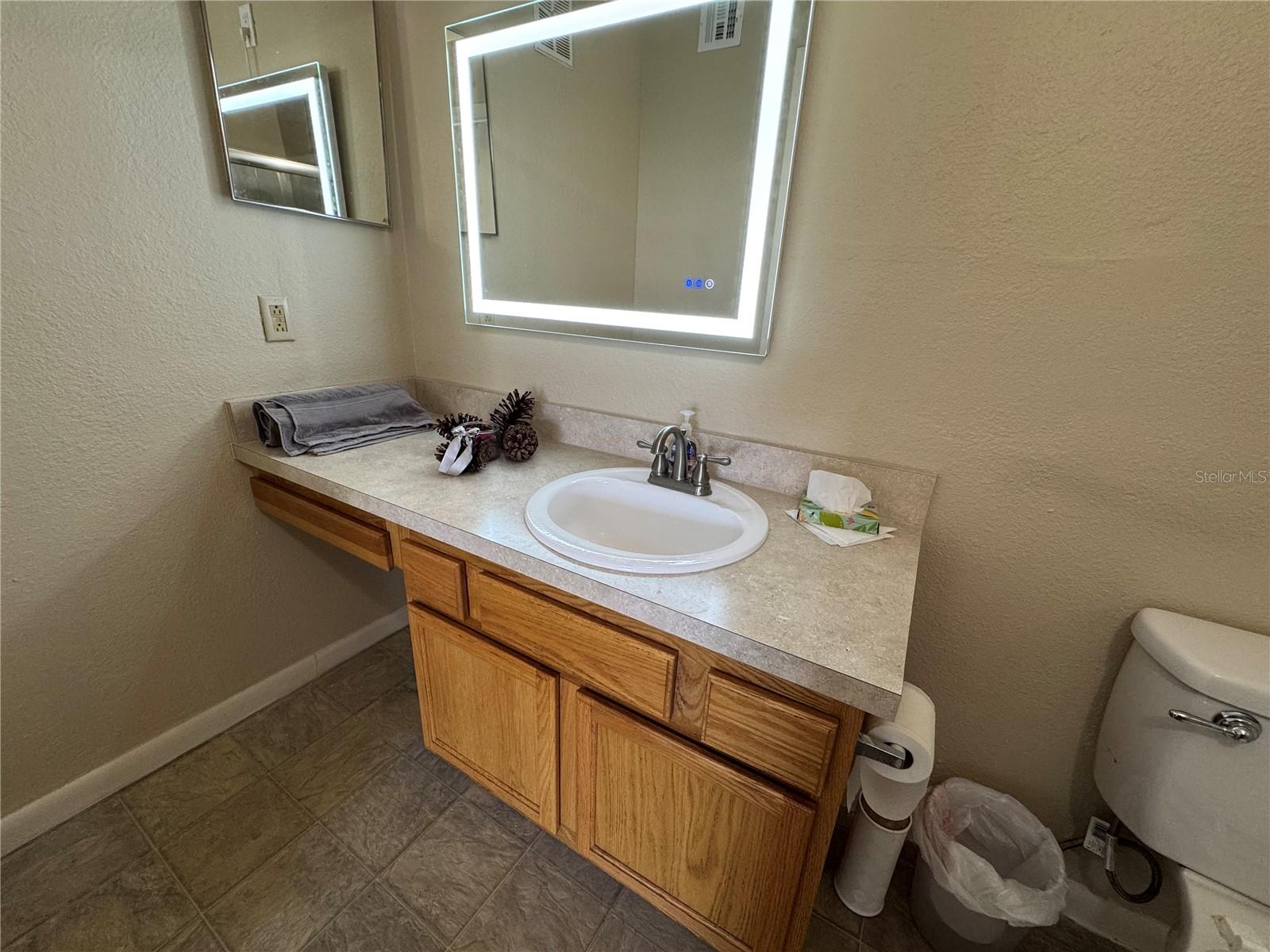 5500 DEVONBRIAR WAY #102, ORLANDO, FL, 32822