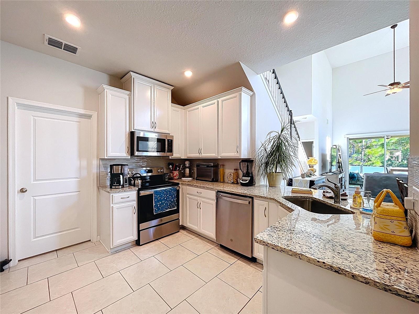 2104 LACEFLOWER DR, BRANDON, FL, 33510