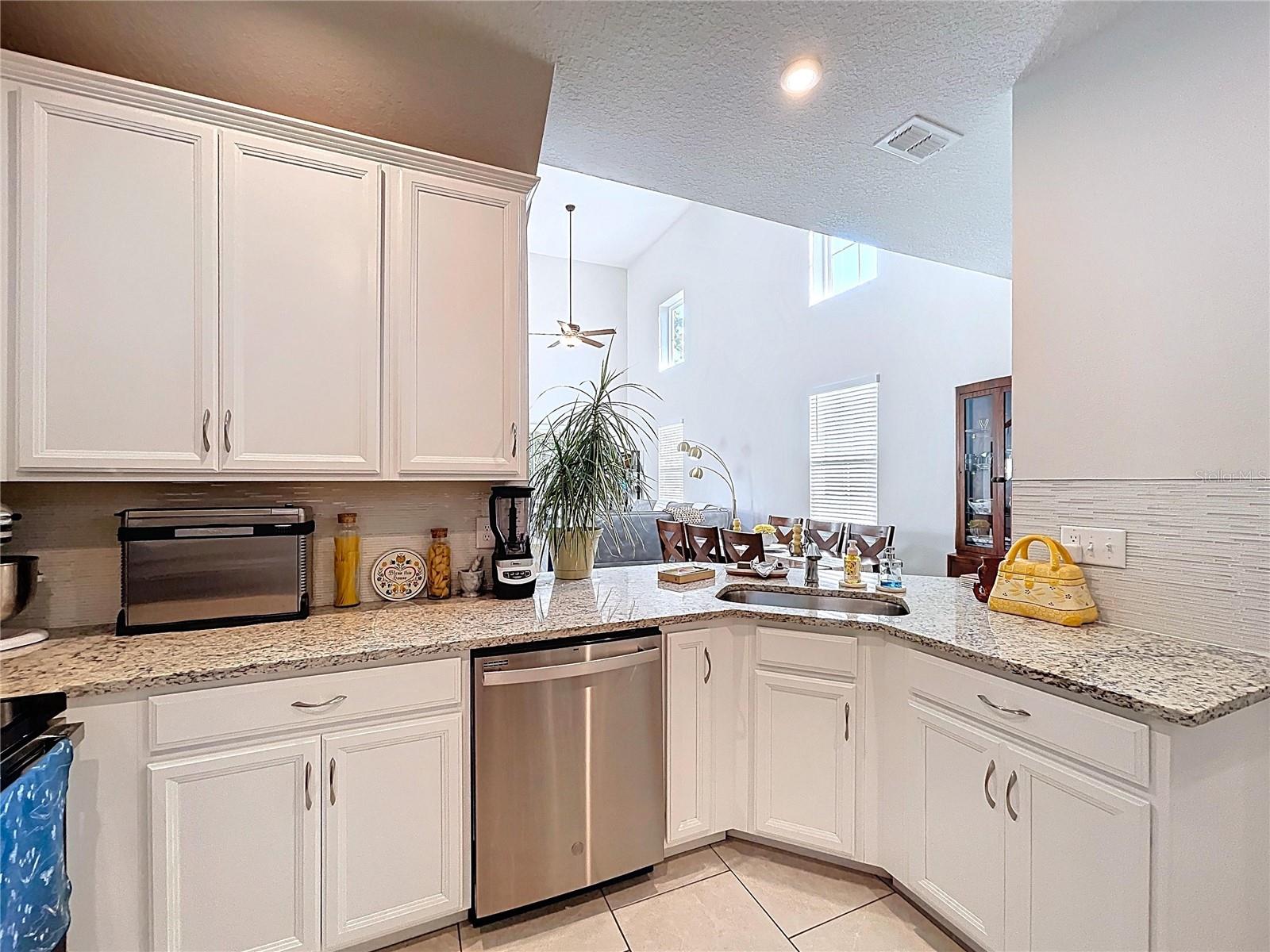 2104 LACEFLOWER DR, BRANDON, FL, 33510