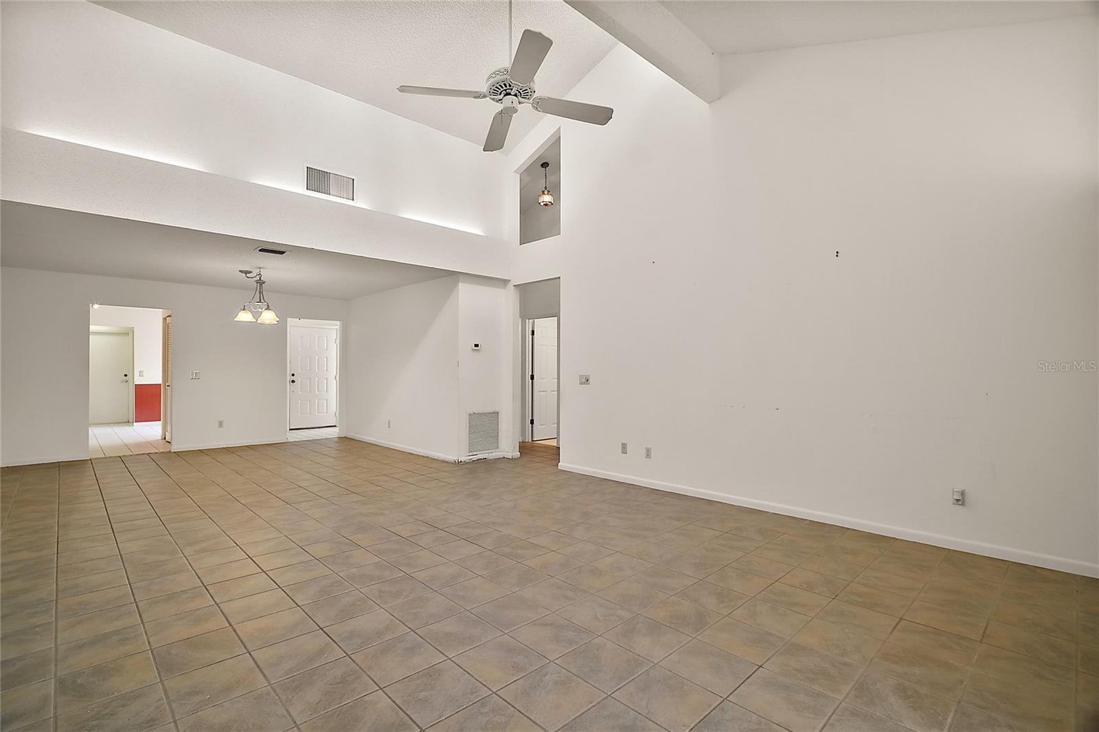 2249 CYPRESS COVE DR #E3, TAVARES, FL, 32778