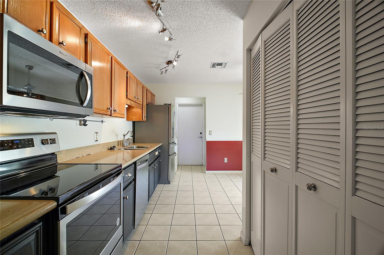 2249 CYPRESS COVE DR #E3, TAVARES, FL, 32778
