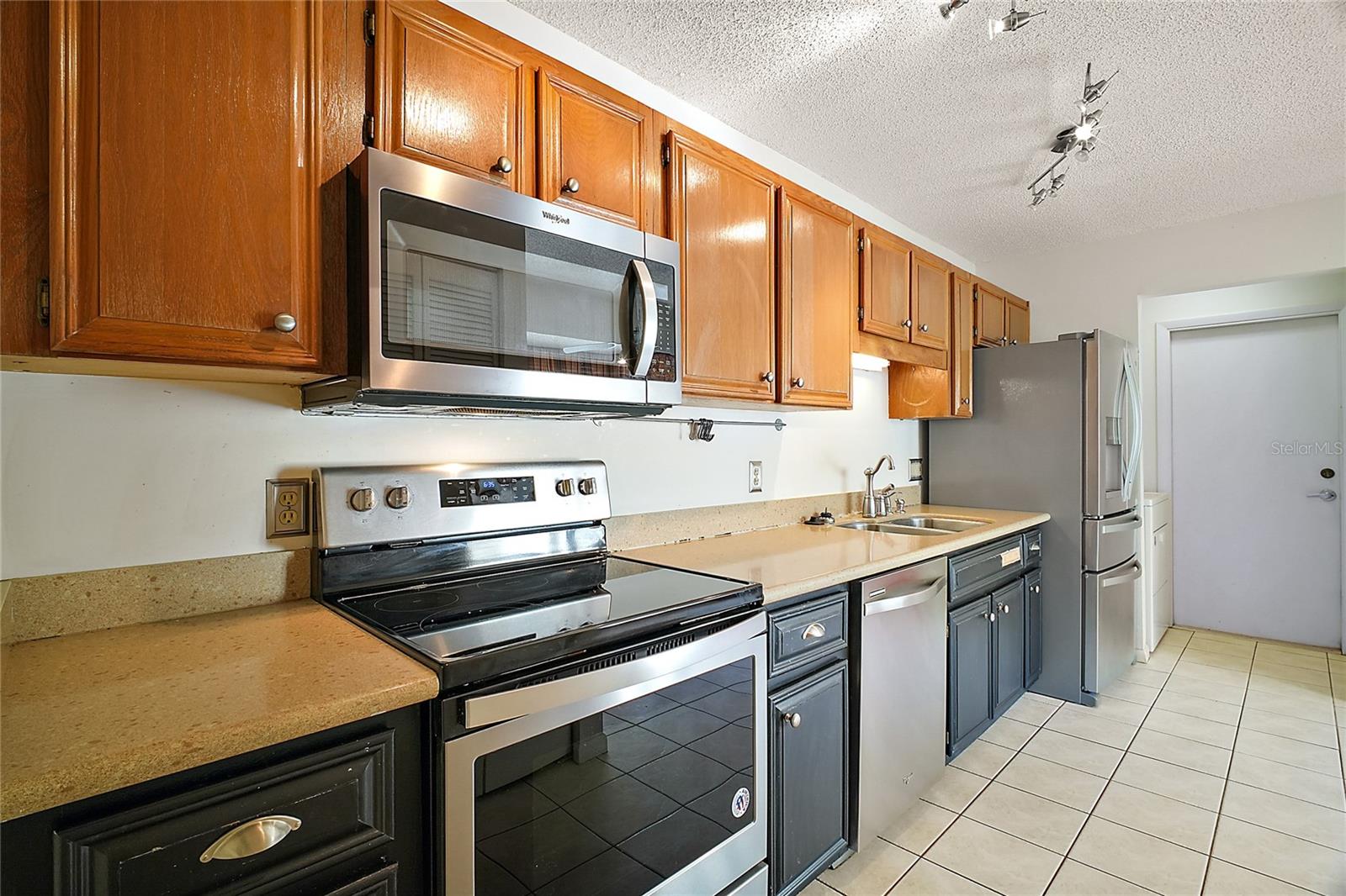 2249 CYPRESS COVE DR #E3, TAVARES, FL, 32778