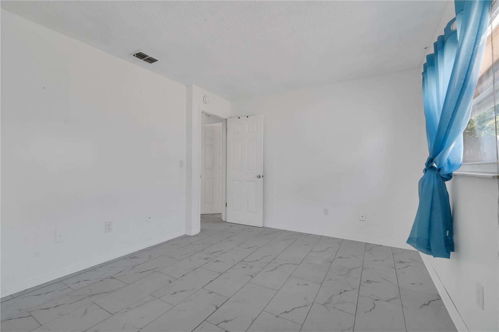 8720 LARWIN LN, ORLANDO, FL, 32817
