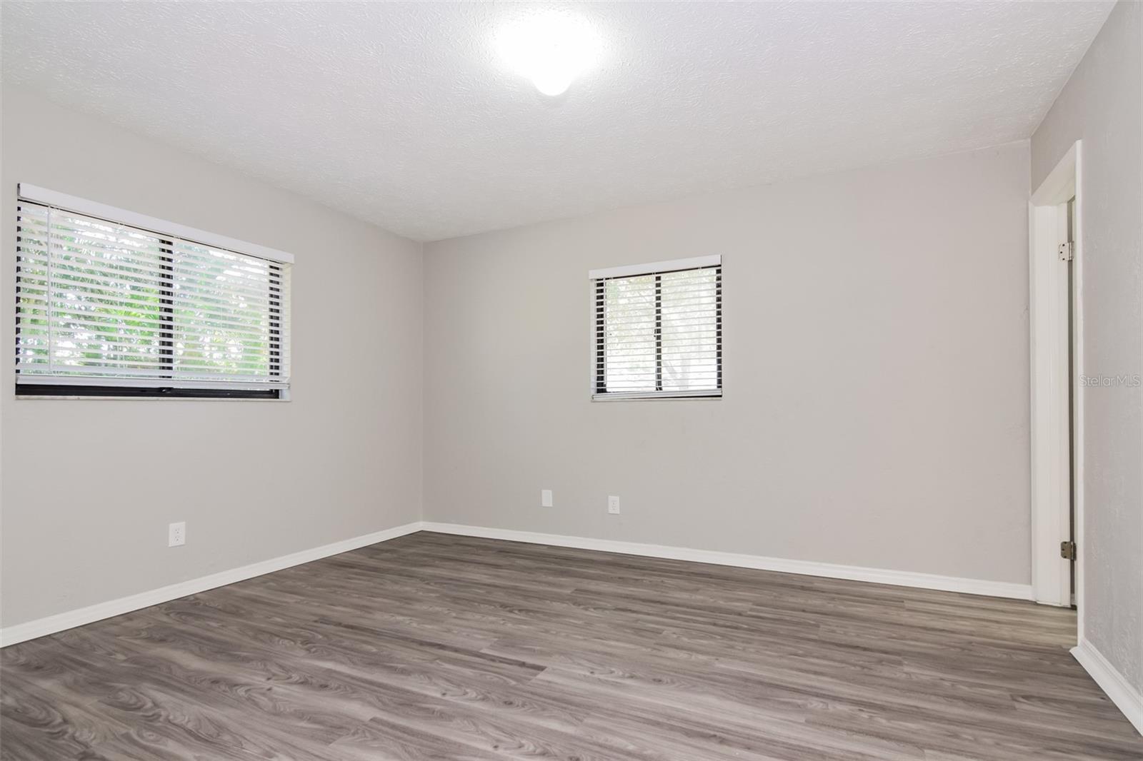 3901 HELENA ST NE, ST PETERSBURG, FL, 33703