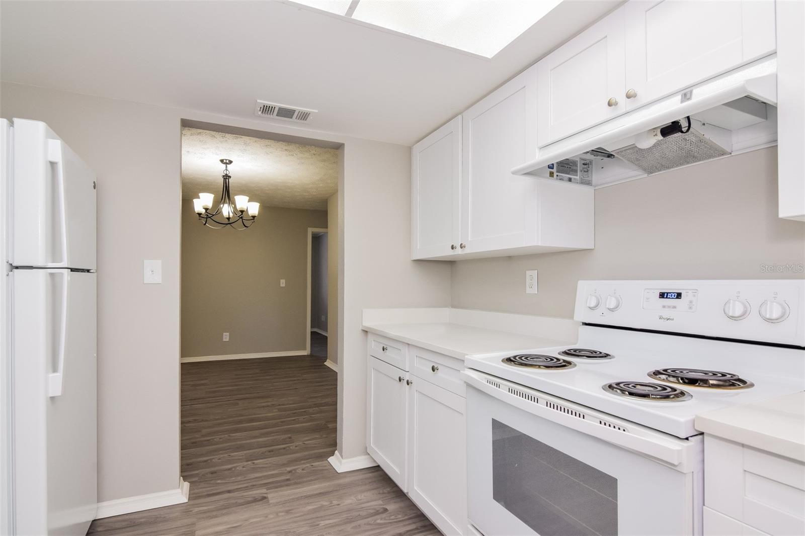 3901 HELENA ST NE, ST PETERSBURG, FL, 33703