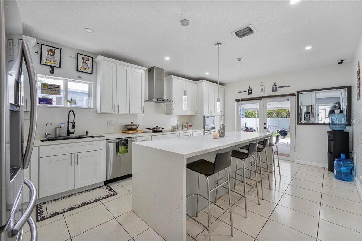 810 NW 112TH ST, MIAMI, FL, 33168