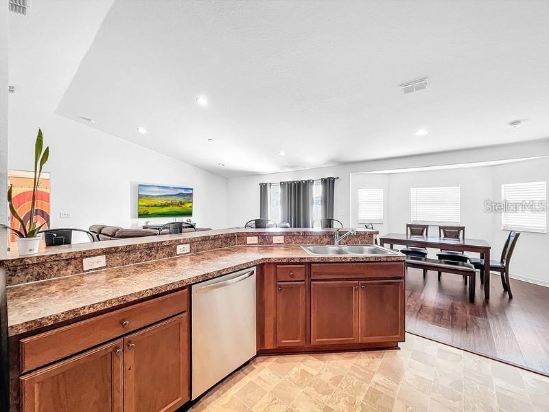 140 SOLIS DR, WINTER HAVEN, FL, 33880