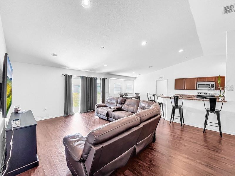 140 SOLIS DR, WINTER HAVEN, FL, 33880