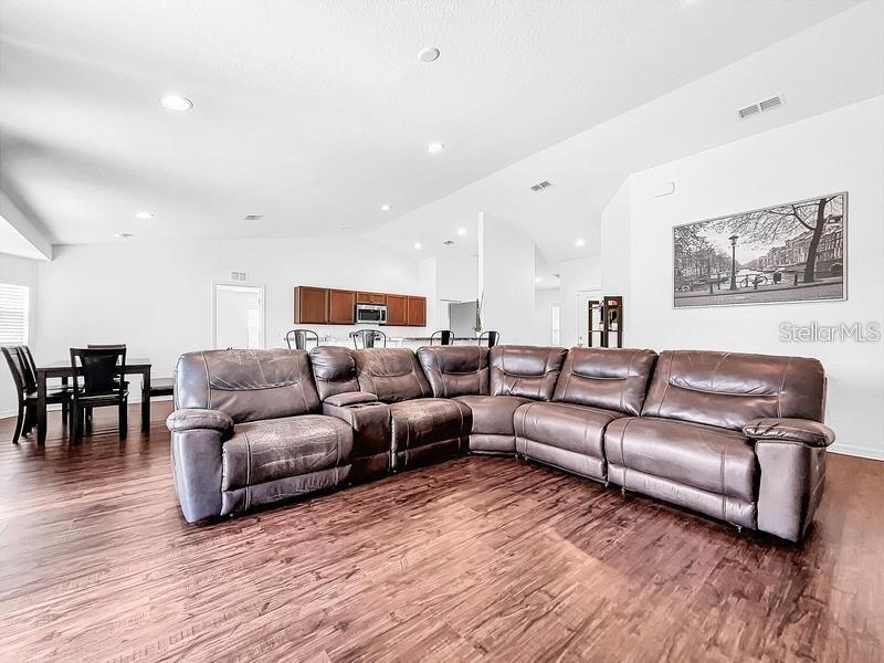 140 SOLIS DR, WINTER HAVEN, FL, 33880