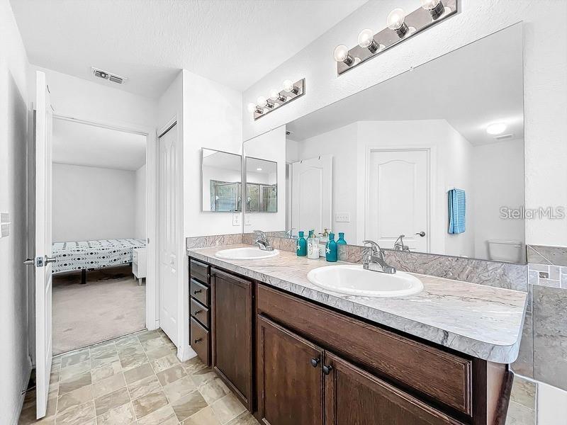 140 SOLIS DR, WINTER HAVEN, FL, 33880