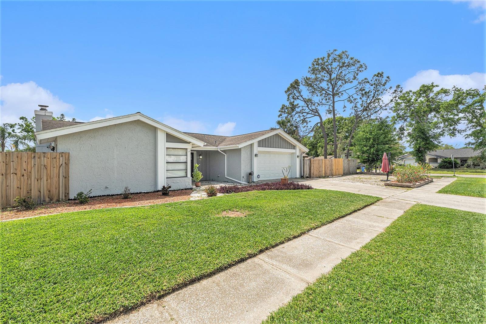 15404 DEERGLEN DR, TAMPA, FL, 33624