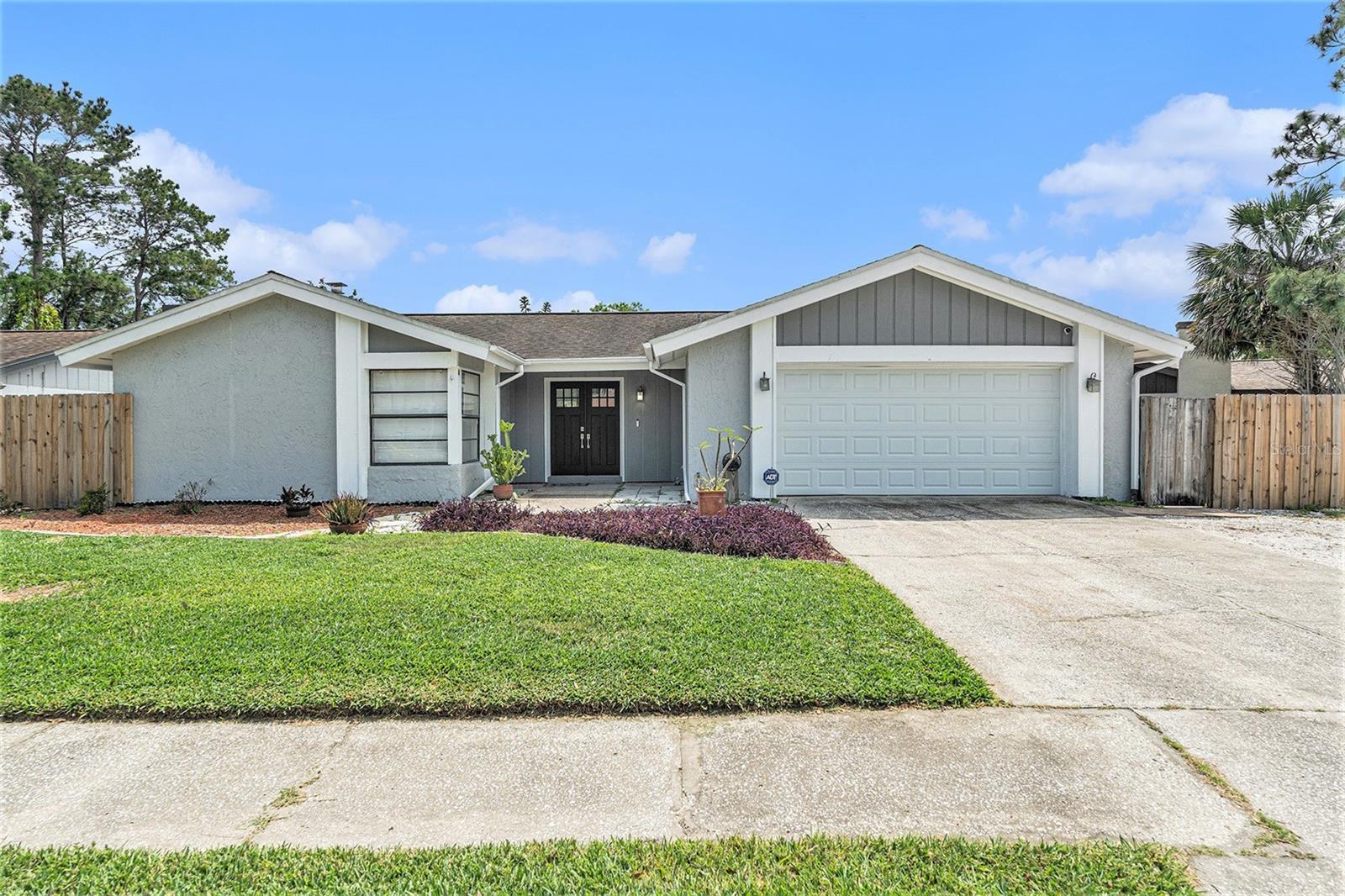 15404 DEERGLEN DR, TAMPA, FL, 33624