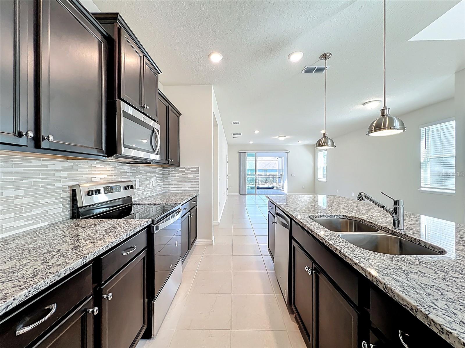 3273 LILAC WAY, DAVENPORT, FL, 33897