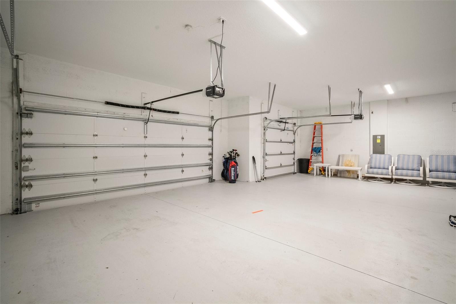 5305 TULIP DROP DR, WIMAUMA, FL, 33598