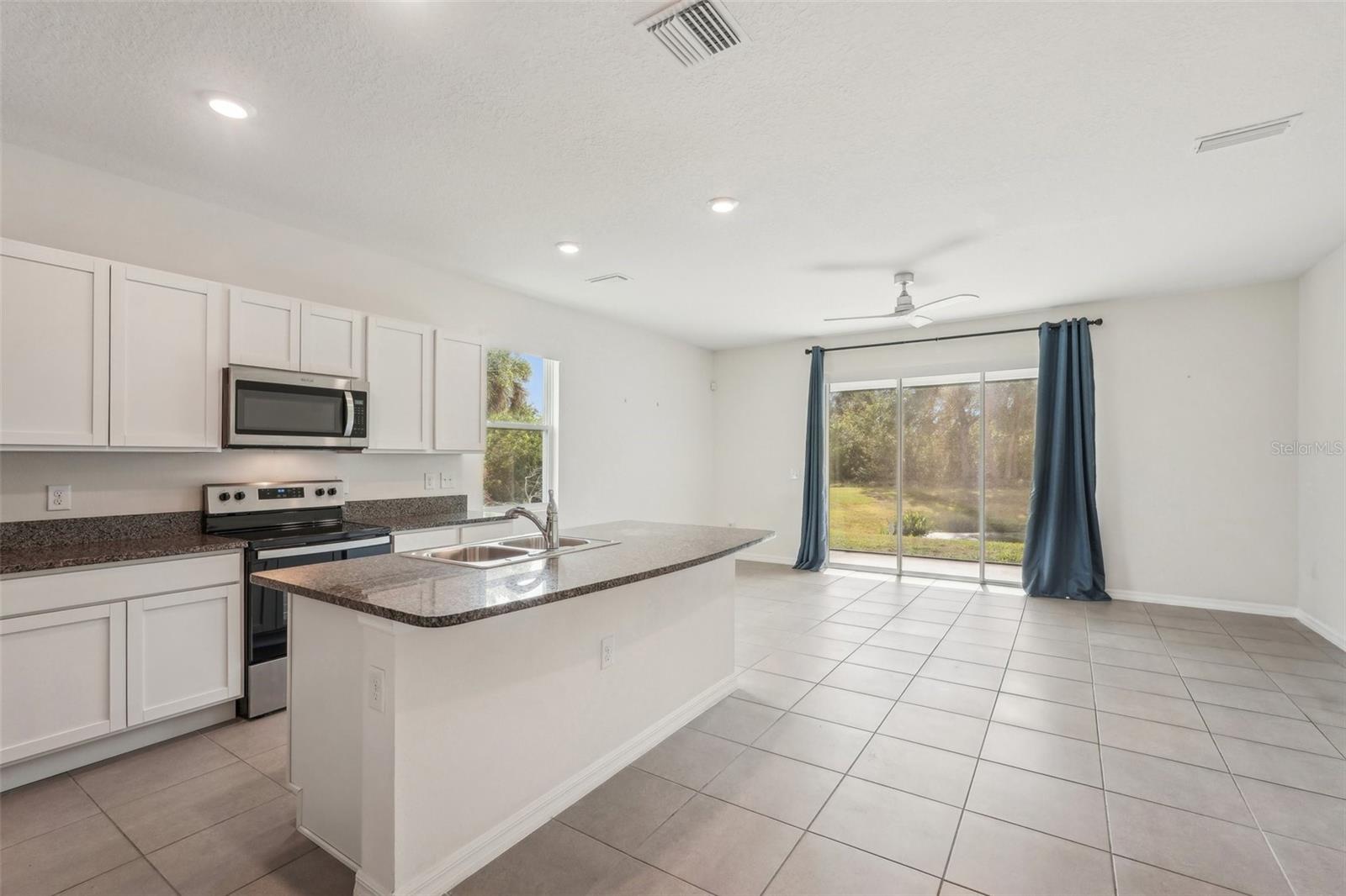 8600 MILESTONE DR, SARASOTA, FL, 34238