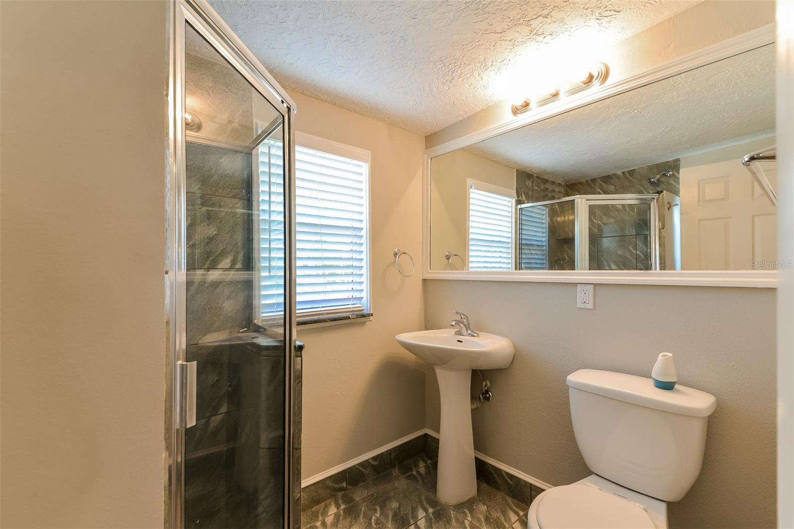 3025 WILKINSON RD, SARASOTA, FL, 34231