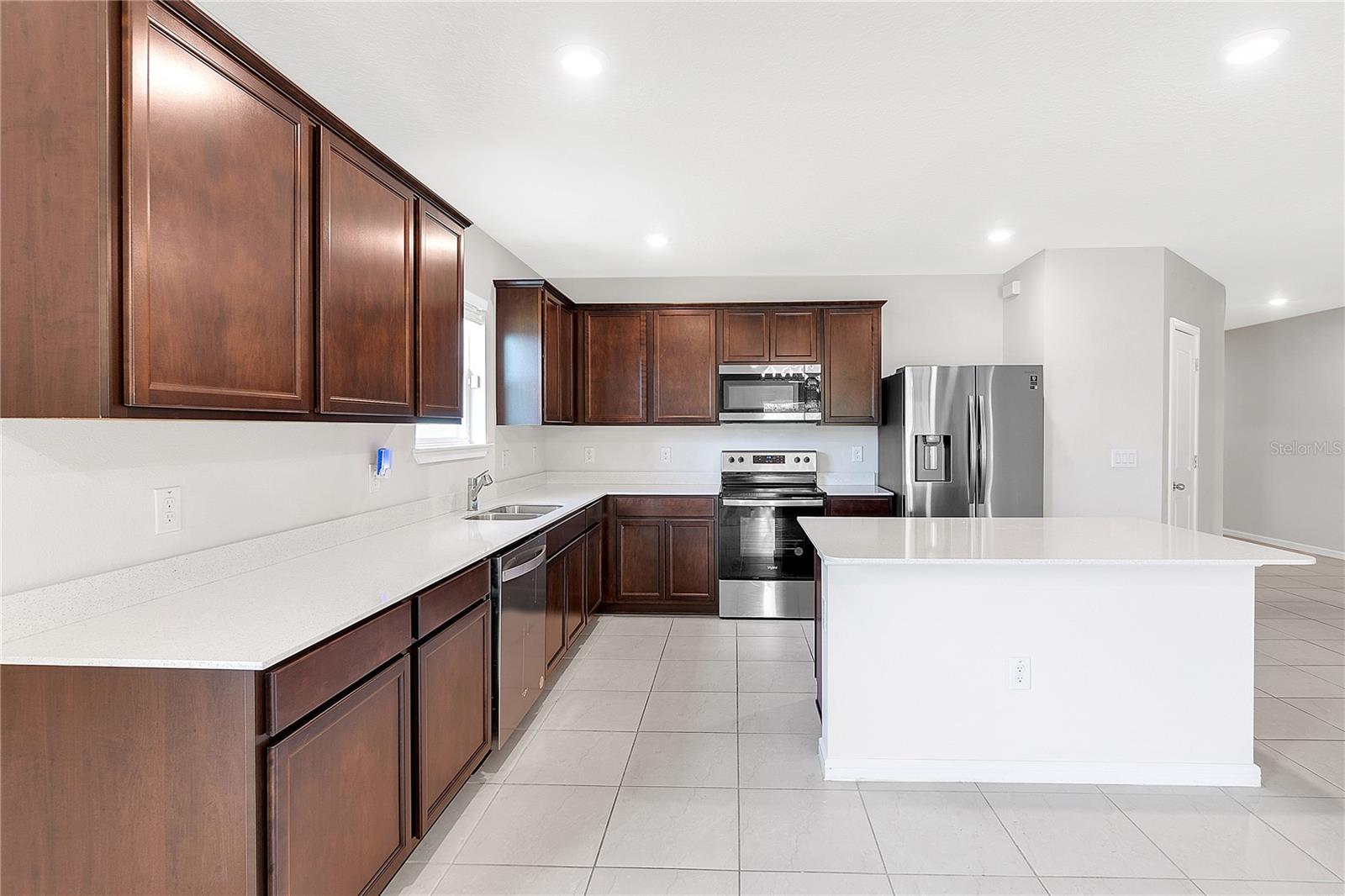 9215 ROYAL RIVER CIR, PARRISH, FL, 34219