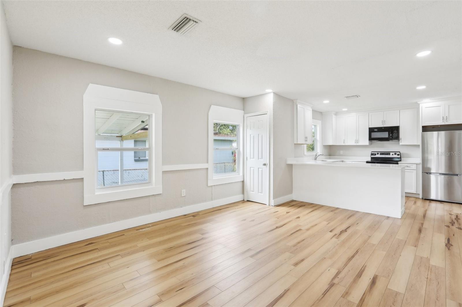 2920 E 20TH AVE, TAMPA, FL, 33605
