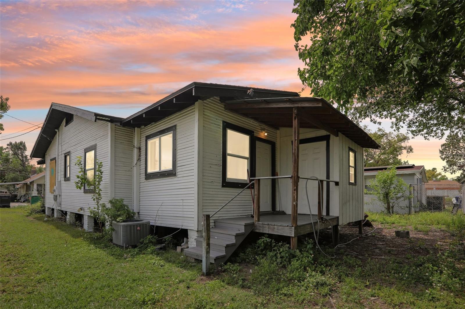 2920 E 20TH AVE, TAMPA, FL, 33605